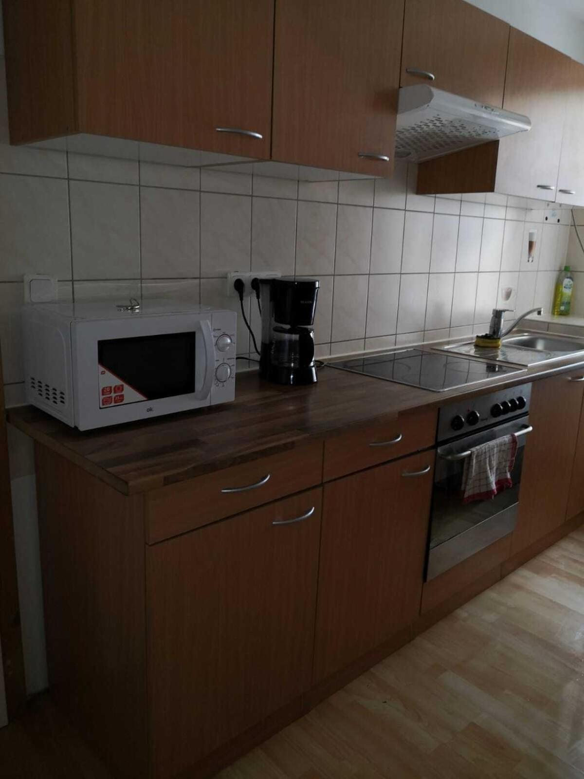 Hostel Im Medizinerviertel Halle  Δωμάτιο φωτογραφία