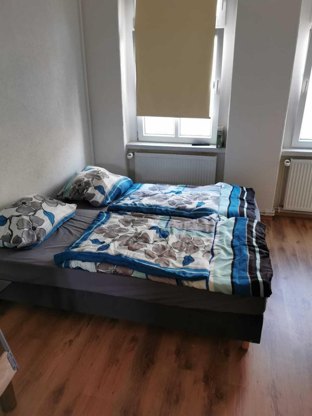 Hostel Im Medizinerviertel Halle  Δωμάτιο φωτογραφία