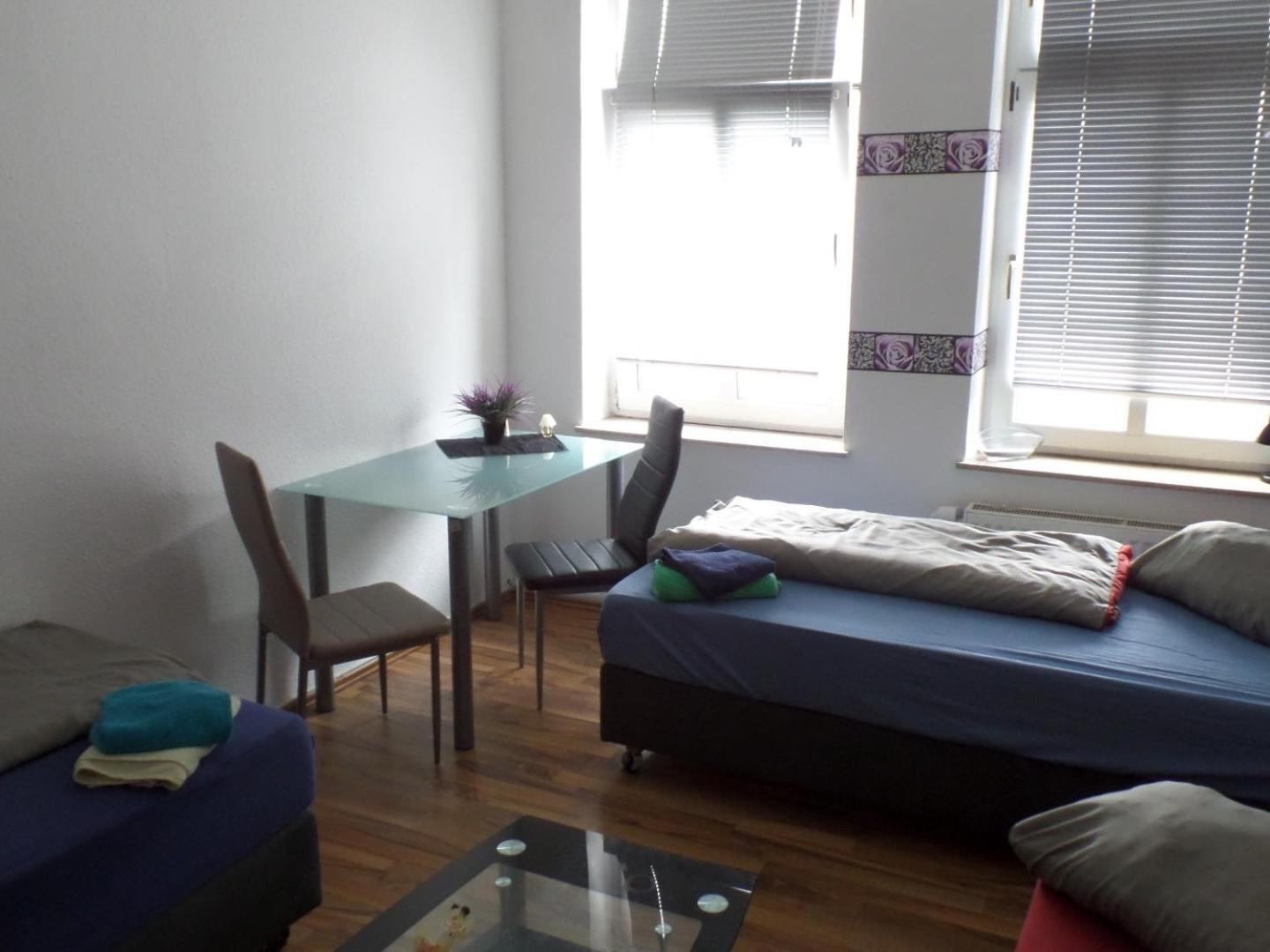 Hostel Im Medizinerviertel Halle  Δωμάτιο φωτογραφία