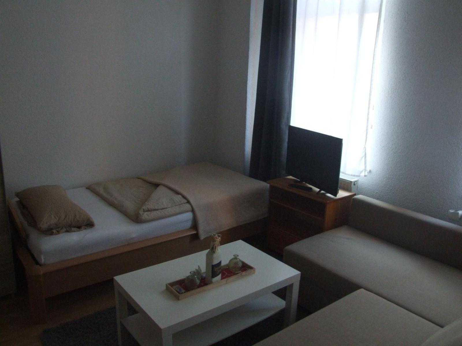 Hostel Im Medizinerviertel Halle  Δωμάτιο φωτογραφία