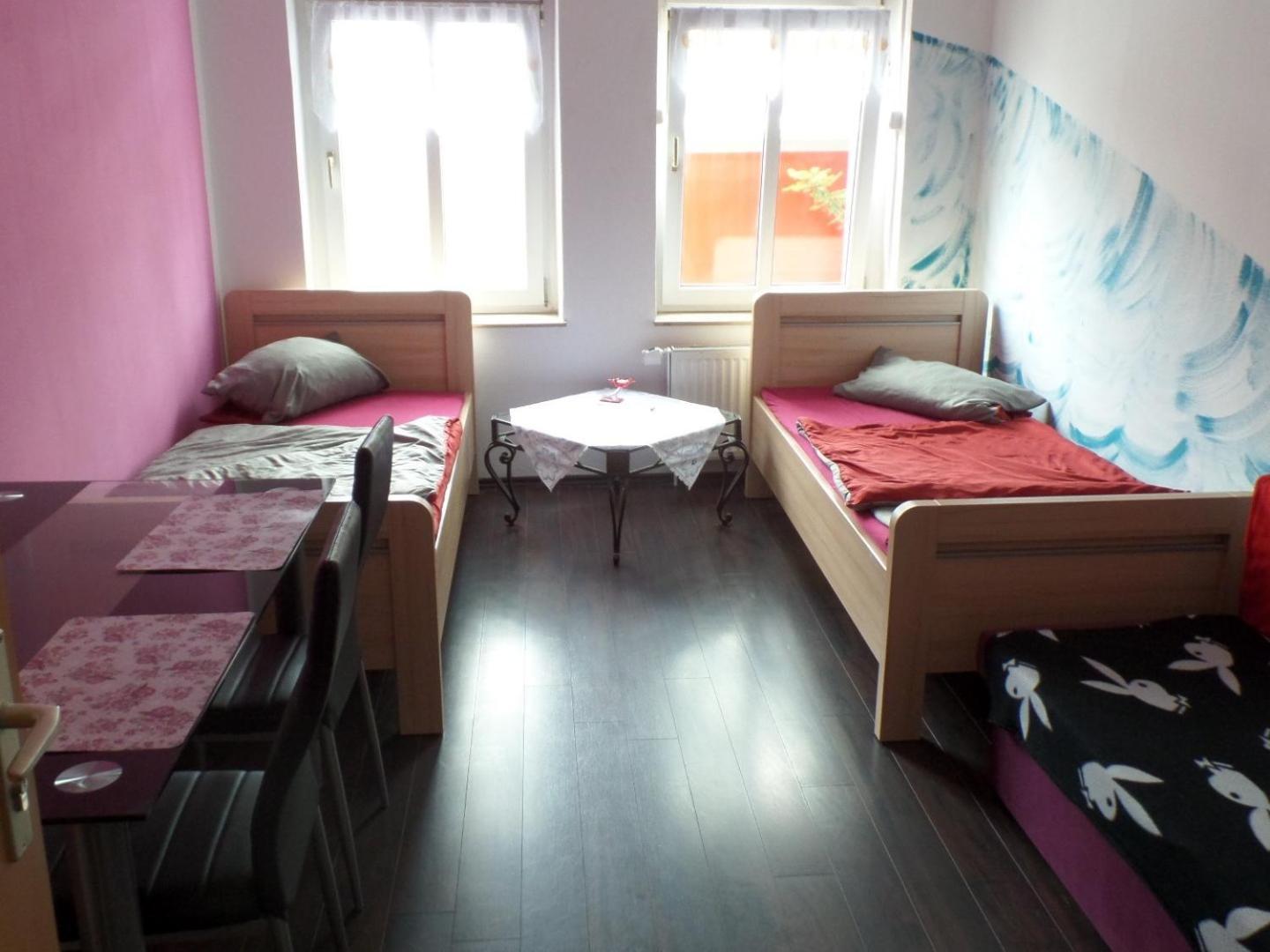 Hostel Im Medizinerviertel Halle  Εξωτερικό φωτογραφία